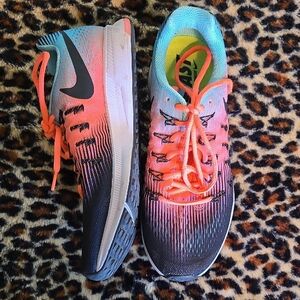 Nike Women's Athletic Shoes - Pink, Blue, and Black